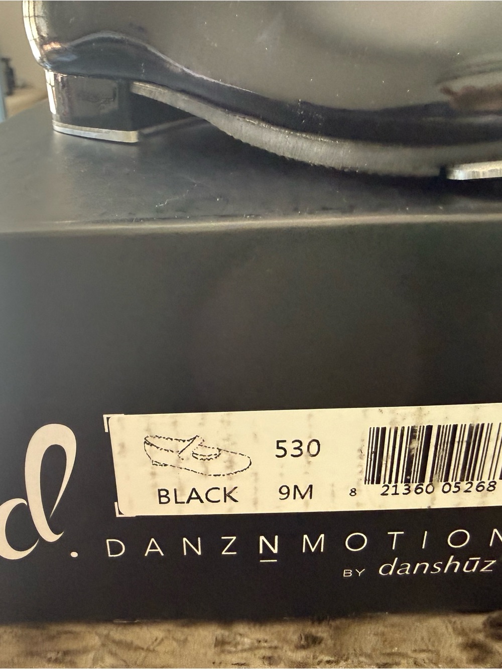 Danznmotion Girls' Black Patent Mary Jane Tap Shoes - Picture 10 of 13